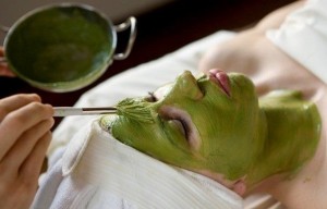 Tratament facial cu ceai verde
