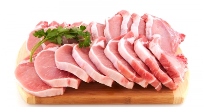 Cu ce fel de alimente se asezoneaza eficient carnea de porc?